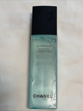 CHANEL Le Tonique Invigorating Toner - Aqua Blue